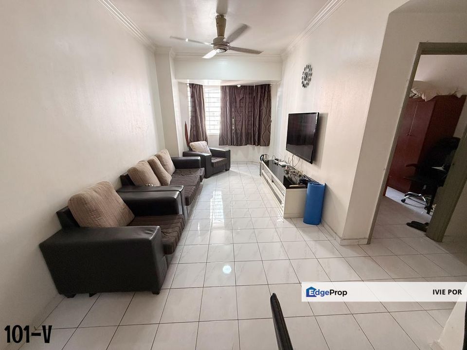 Rhythm Avenue USJ Condominium For Sale 878sqft Partially Furnished, Selangor, USJ