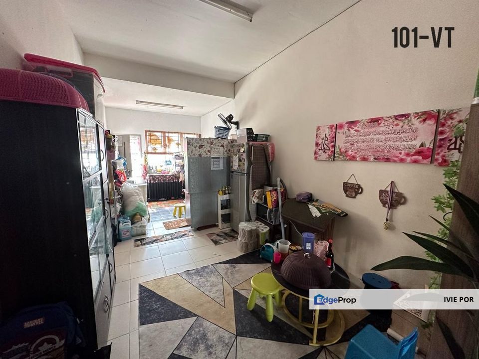 Taman Udang Cendana Klang Town House For Sale 22x88, Selangor, Klang