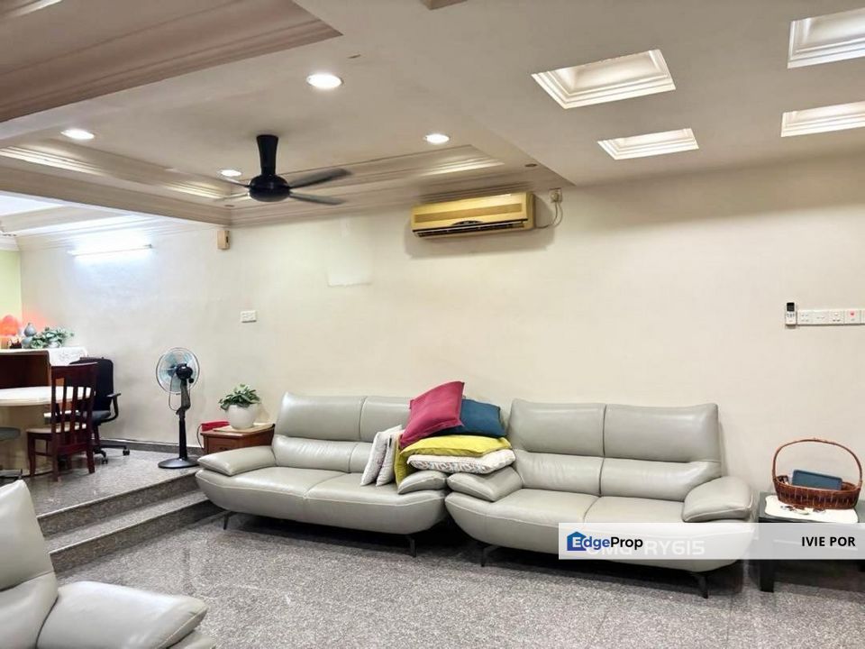 Taman Berkeley Klang Terraced House For Sale 20x80 Double Storey, Selangor, Klang