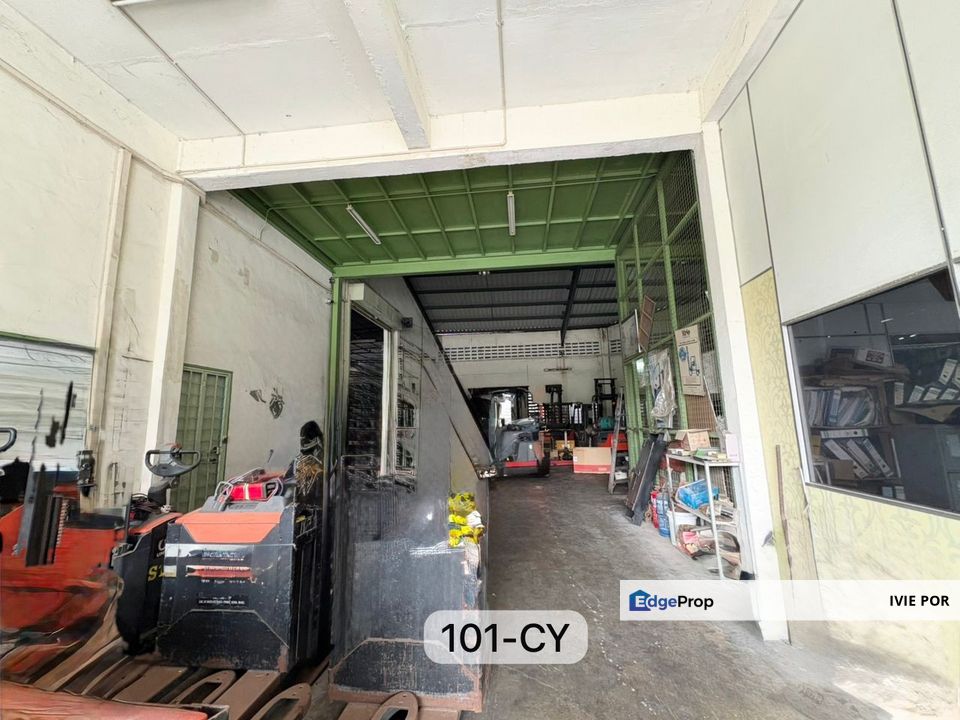 Jalan Meru Klang Semi-D Warehouse For Rent 6000sqft 1.5 Storey , Selangor, Klang