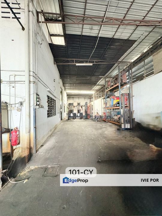 Jalan Meru Klang Semi-D Warehouse For Rent 6000sqft 1.5 Storey , Selangor, Klang