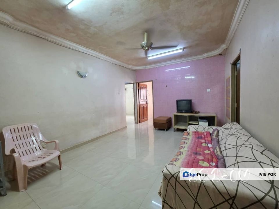 Bandar Bukit Tinggi 2 Klang Flat For Sale 650sqft , Selangor, Klang