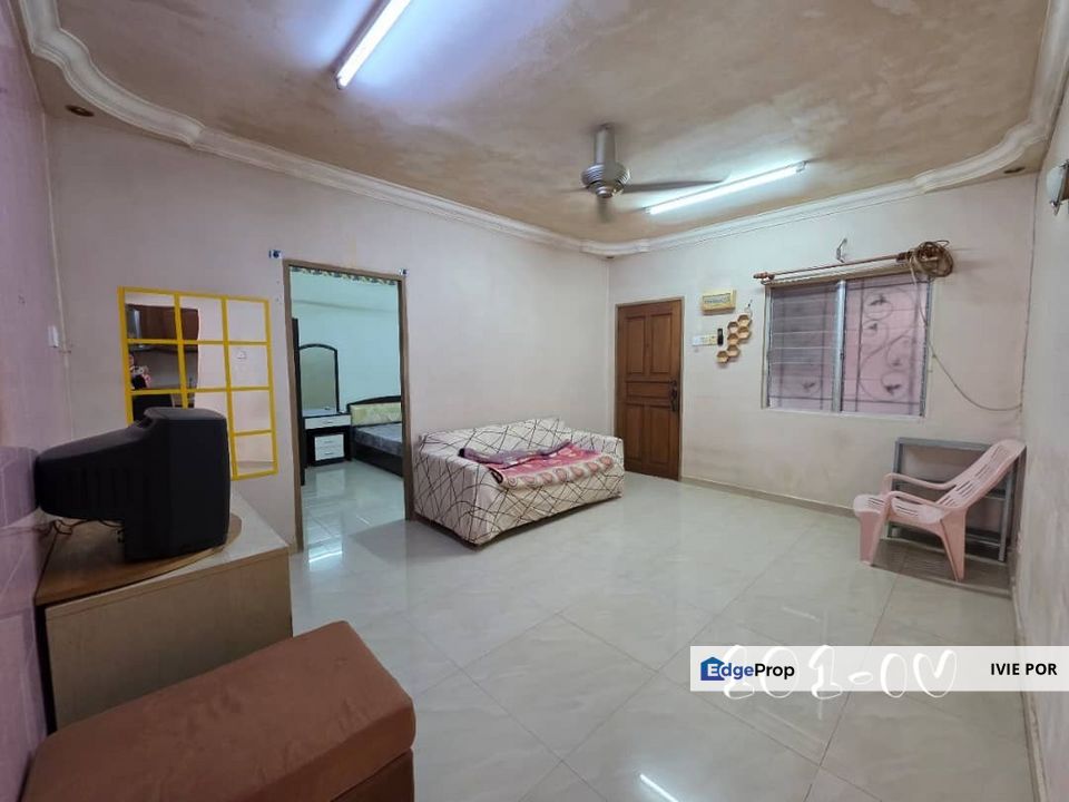 Bandar Bukit Tinggi 2 Klang Flat For Sale 650sqft , Selangor, Klang