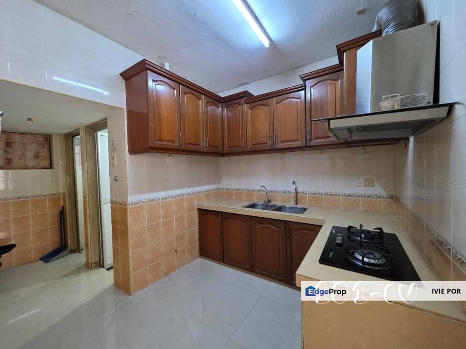 Bandar Bukit Tinggi 2 Klang Flat For Sale 650sqft , Selangor, Klang