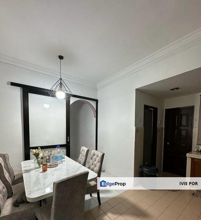 Vista Bayu Apartment Taman Bayu Perdana Klang For Sale 969sqft Ground Floor , Selangor, Klang