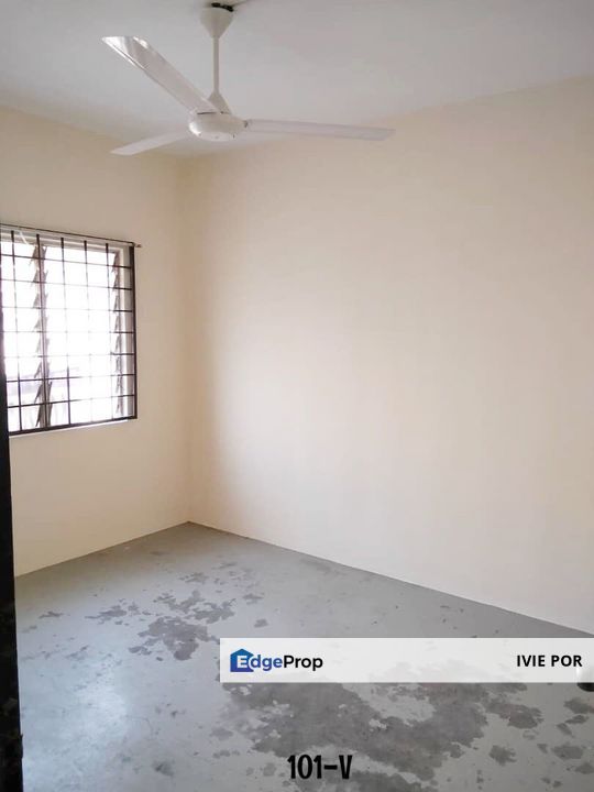 Bandar Bukit Tinggi 2 Klang Flat For Sale 650sqft 2nd Floor, Selangor, Klang