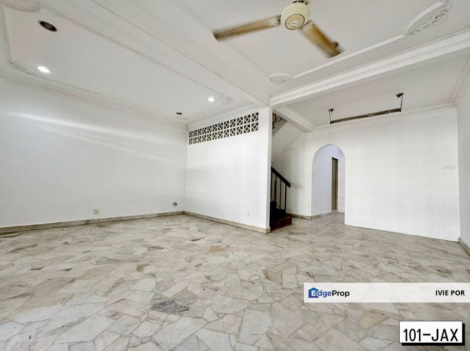 Taman Batu Belah Klang Terraced House For Sale 20x82 Double Storey , Selangor, Klang