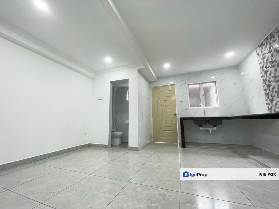 Taman Desawan Klang Terraced House For Sale 15x55 Double Storey, Selangor, Klang