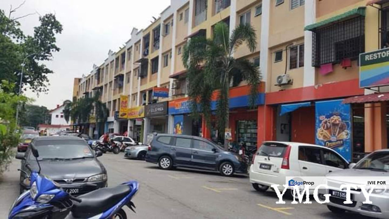 Kampung Raja Uda Port Klang For Sale 770sqft , Selangor, Port Klang