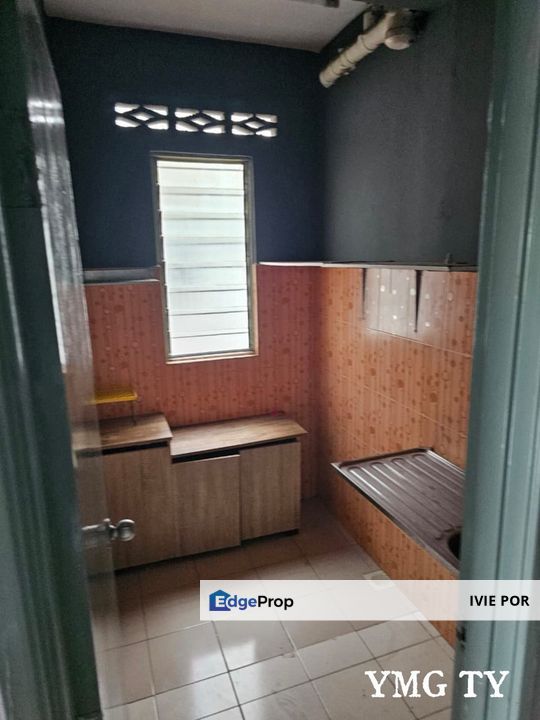 Kampung Raja Uda Port Klang For Sale 770sqft , Selangor, Port Klang