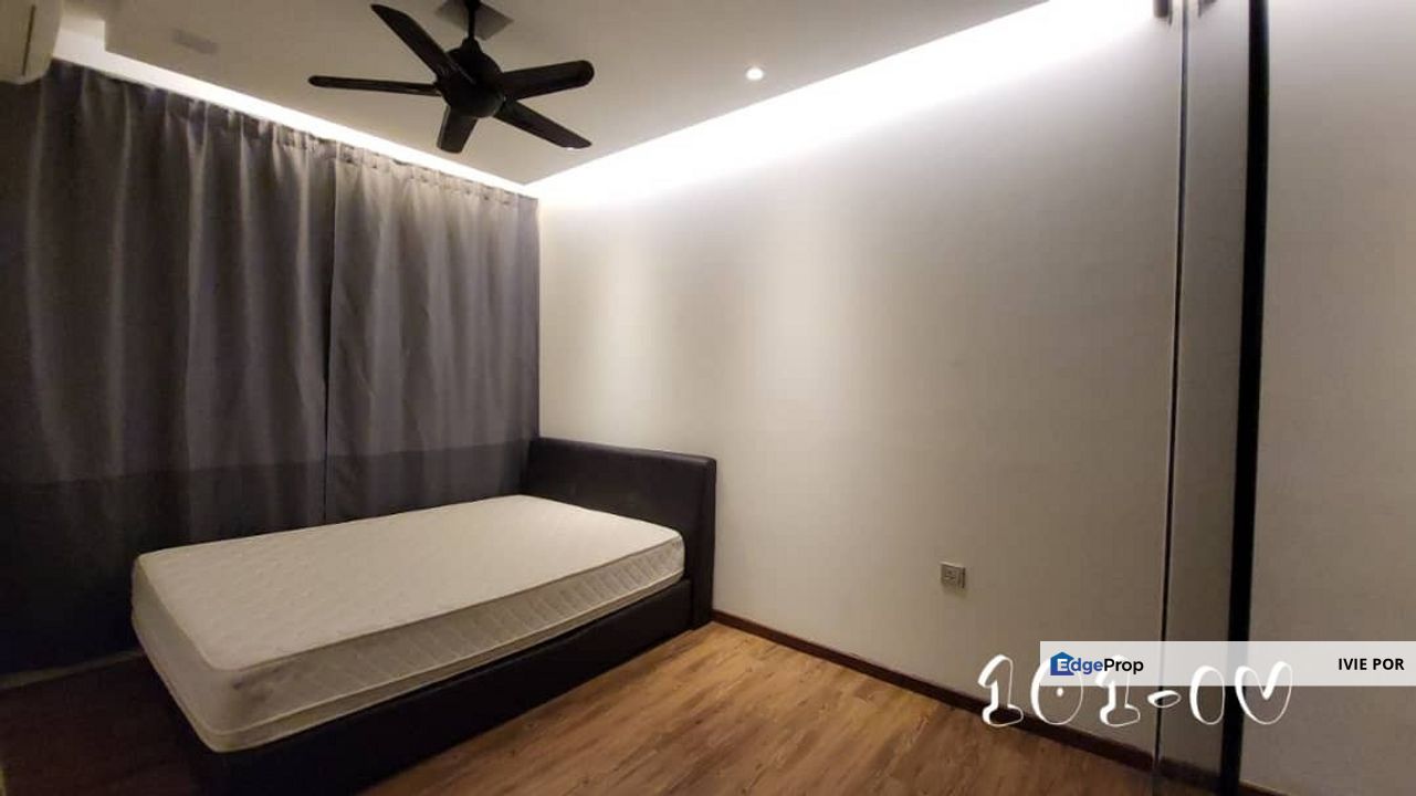 Suria Jaya e-Sofo Shah Alam Condominium For Sale 430sqft Partially Furnished, Selangor, Shah Alam