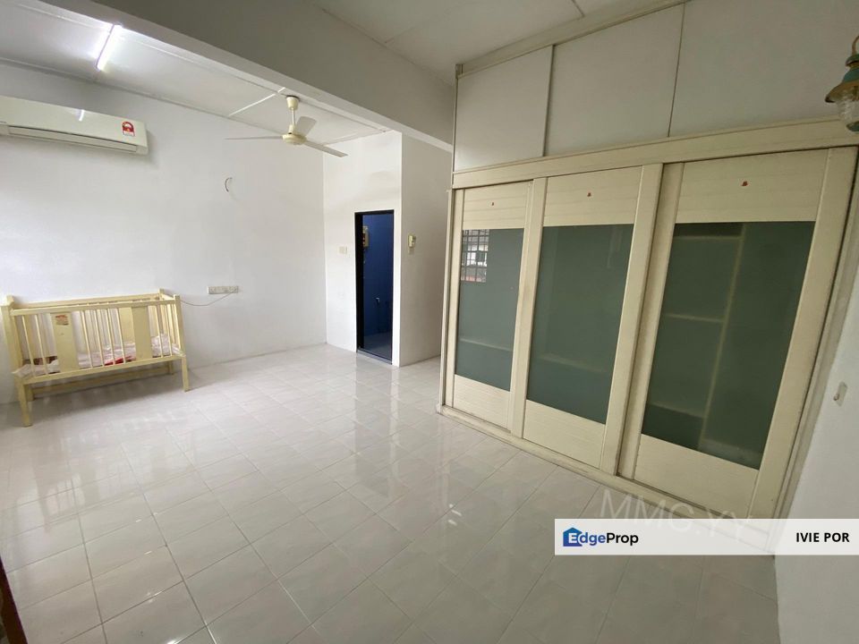 Taman Klang Utama Klang Terraced House For Sale 18x55 Double Storey , Selangor, Klang