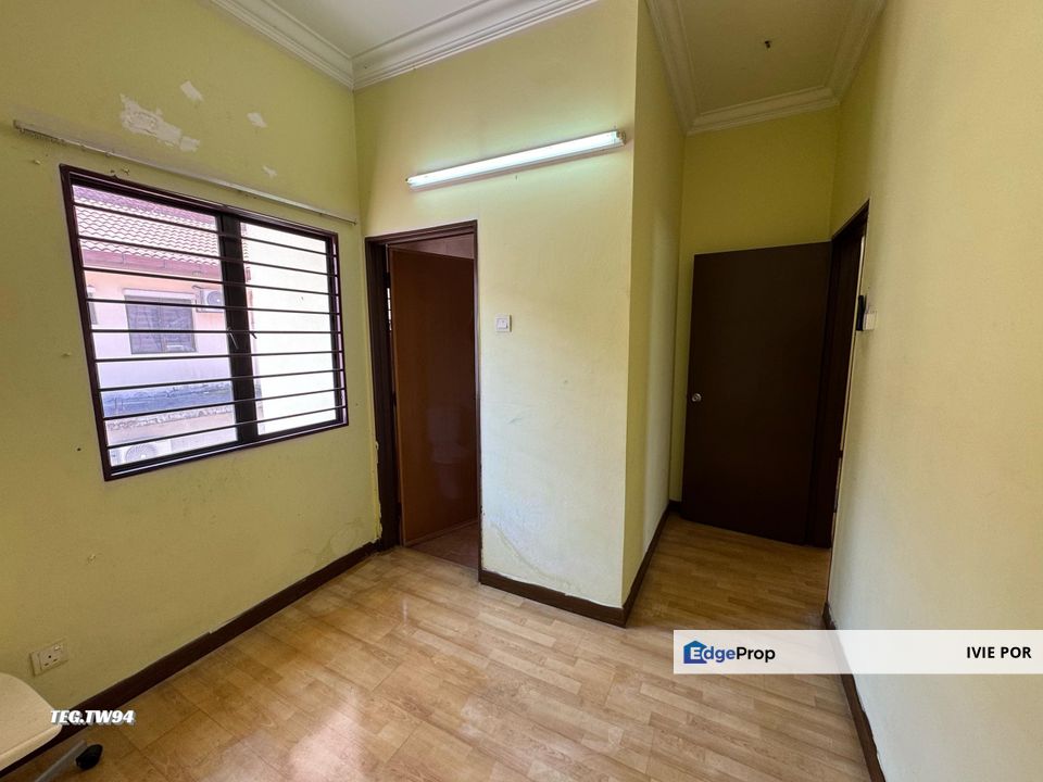 Bayuemas Klang Terraced House For Sale & For Rent 22x70 Double Storey , Selangor, Klang