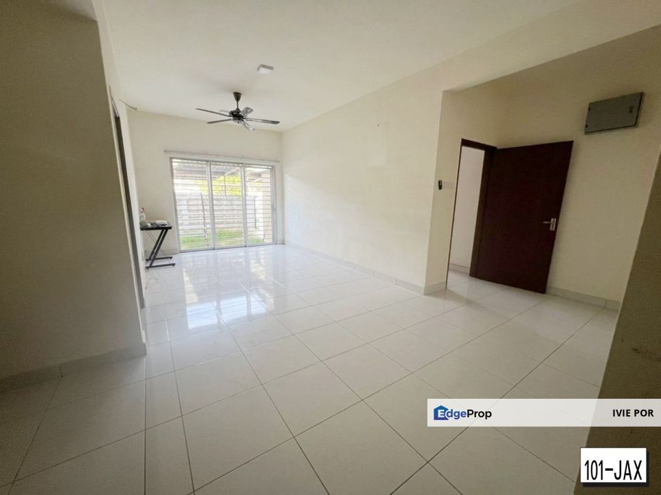 Laman Impian Bandar Botanic Klang Town House For Sale 904sqft Ground Floor, Selangor, Klang
