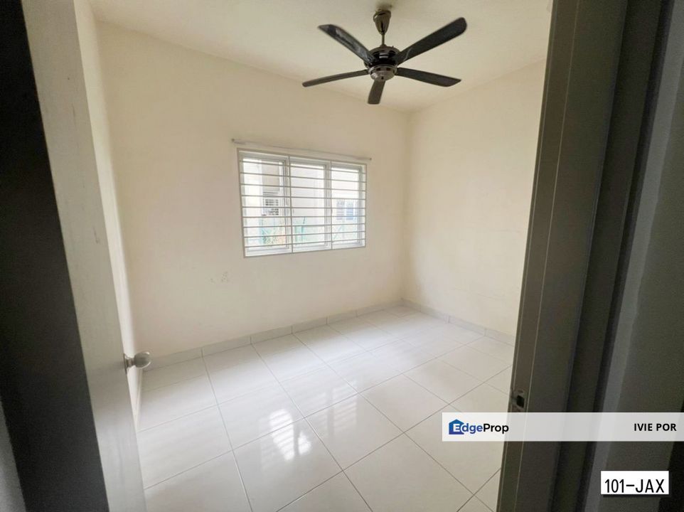 Laman Impian Bandar Botanic Klang Town House For Sale 904sqft Ground Floor, Selangor, Klang