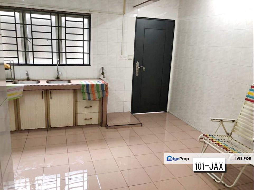 Taman Batu Belah Klang Terraced House For Sale 15x55 Double Storey , Selangor, Klang