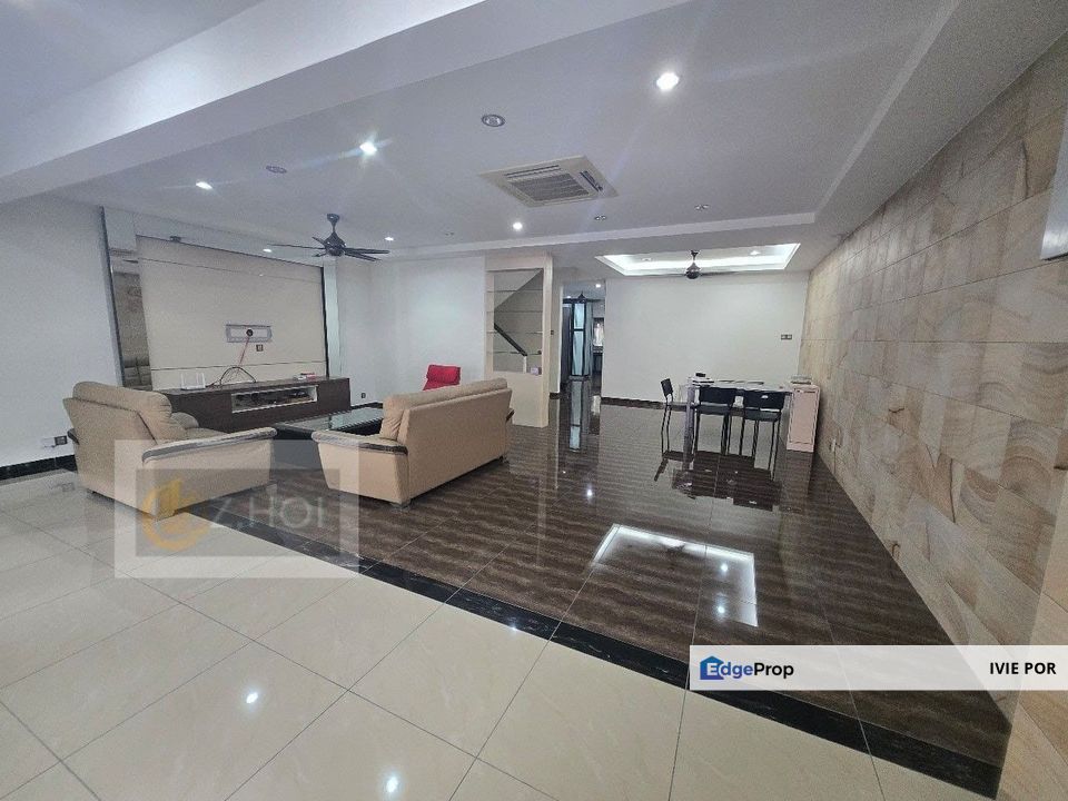 Buterfly Park Bandar Bukit Tinggi Klang Terraced House For Sale 24x97.5 Double Storey, Selangor, Klang