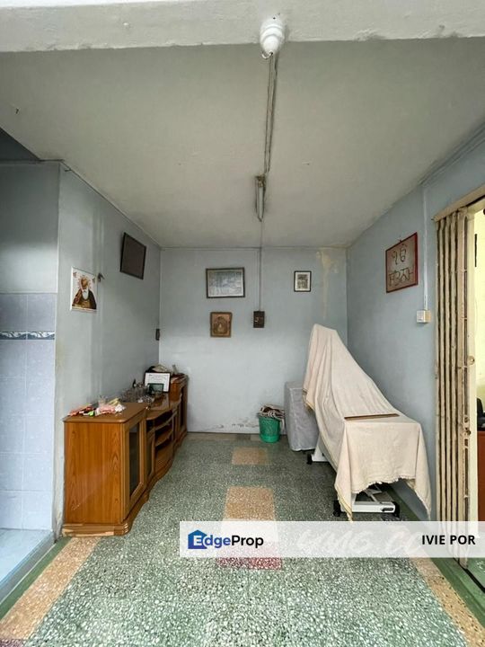 Teluk Gadong Klang Terraced House For Sale 22x85 Single Storey, Selangor, Klang