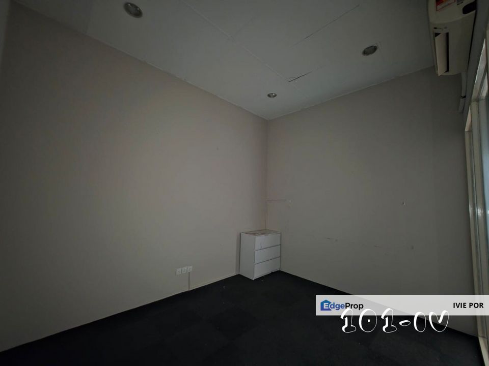 Bandar Botanic Klang Office For Rent 22x80 1st Floor Prime Location, Selangor, Klang