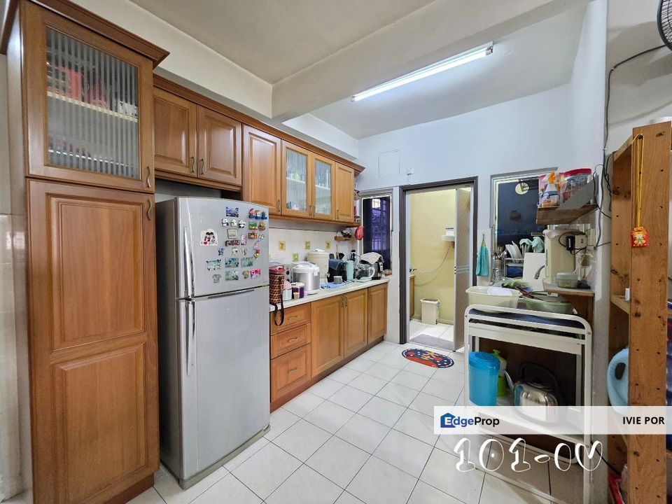 Vista Indah Putra Klang Apartment For Sale 950sqft , Selangor, Klang