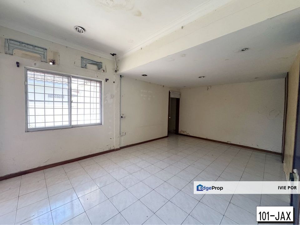 Taman Palm Grove Klang Bungalow For Sale 50x90 Single Storey, Selangor, Klang