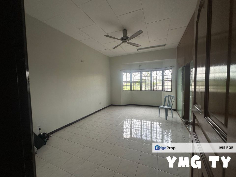 Teluk Pulai Klang Terraced House For Sale End Lot 22x80 Double Storey , Selangor, Klang
