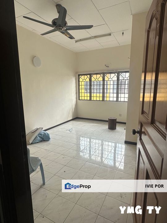 Teluk Pulai Klang Terraced House For Sale End Lot 22x80 Double Storey , Selangor, Klang