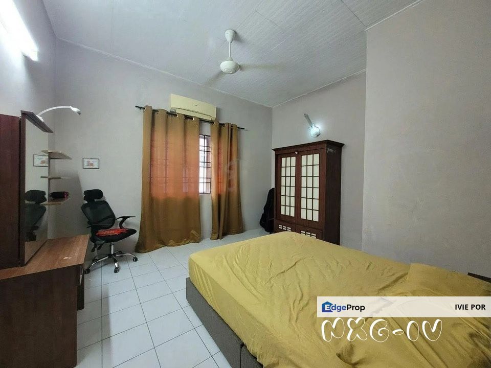 Taman Mesra Klang Semi D For Sale 28x88 Double Storey, Selangor, Klang