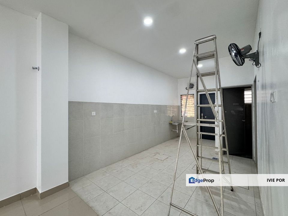Taman Sri Istana Klang Terrace House For Rent 20x75 Double Storey, Selangor, Klang