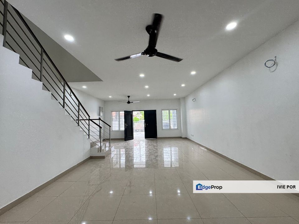 Taman Sri Istana Klang Terrace House For Rent 20x75 Double Storey, Selangor, Klang
