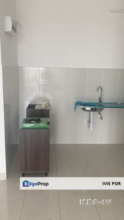 Brand New Unit Adenia Apartment Partial Furnished Klang , Selangor, Klang