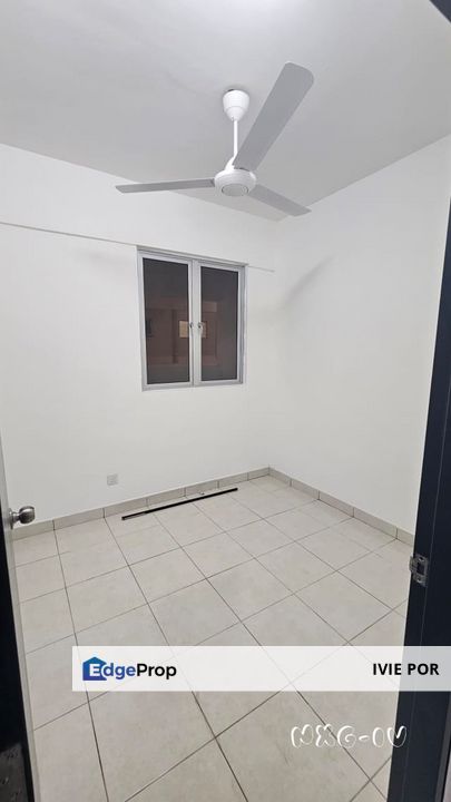 Brand New Unit Adenia Apartment Partial Furnished Klang , Selangor, Klang