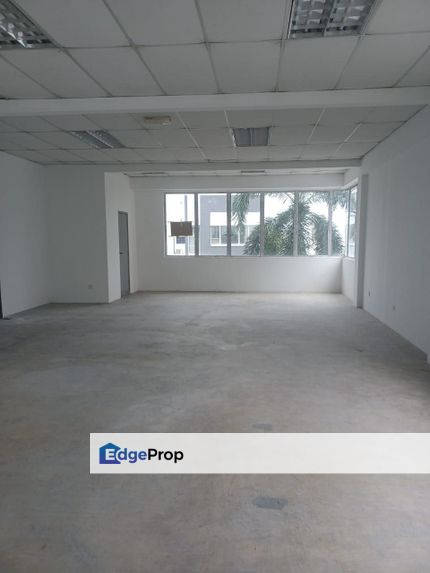 Renovated 1st Floor OF 2 Stry Shoplot Bandar Botanic Klang Bukit Tinggi, Selangor, Klang