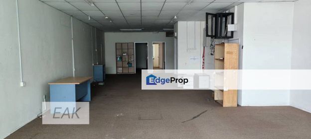 Convenient Location 2 Stry Shoplot Jalan Kebun Berjaya Park Klang Shah Alam, Selangor, Shah Alam