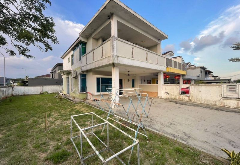 Jalan Setia Tropika 4/12