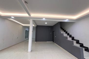 Taman Sri Mewah, Simpang Renggam