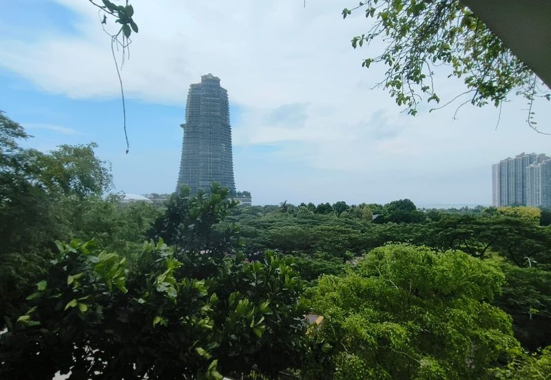 Regalia Park @ Forest City