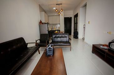 Baypoint @ Country Garden Danga Bay