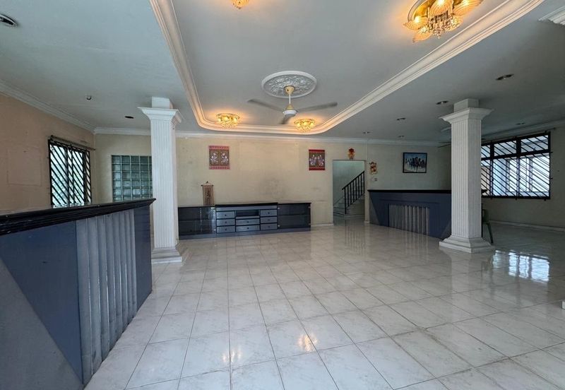 Stulang Laut / Darat