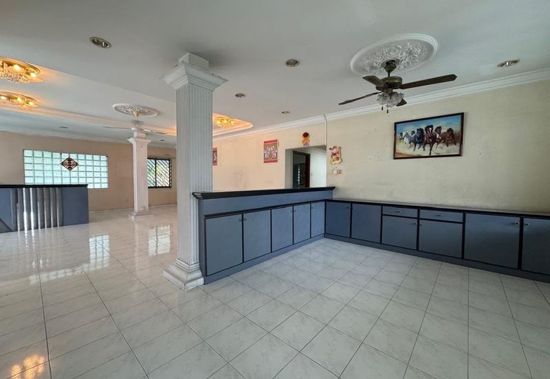 Stulang Laut / Darat