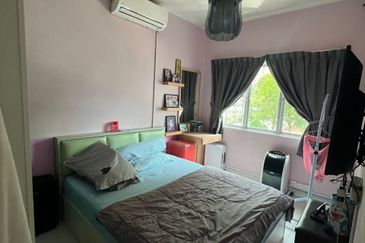 Bistari Impian Apartment @ Larkin