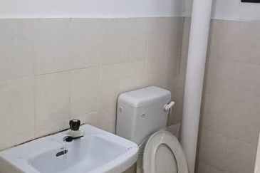 Taman Pulai Utama Flat