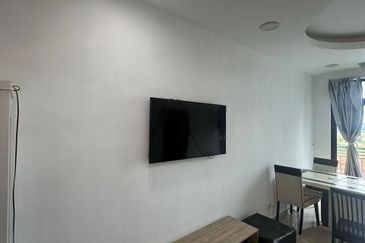 Seri Austin Luxury Apartment