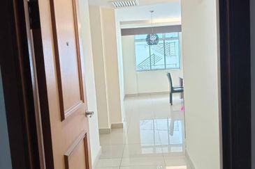 Sri Intan (Bandar Seri Alam)