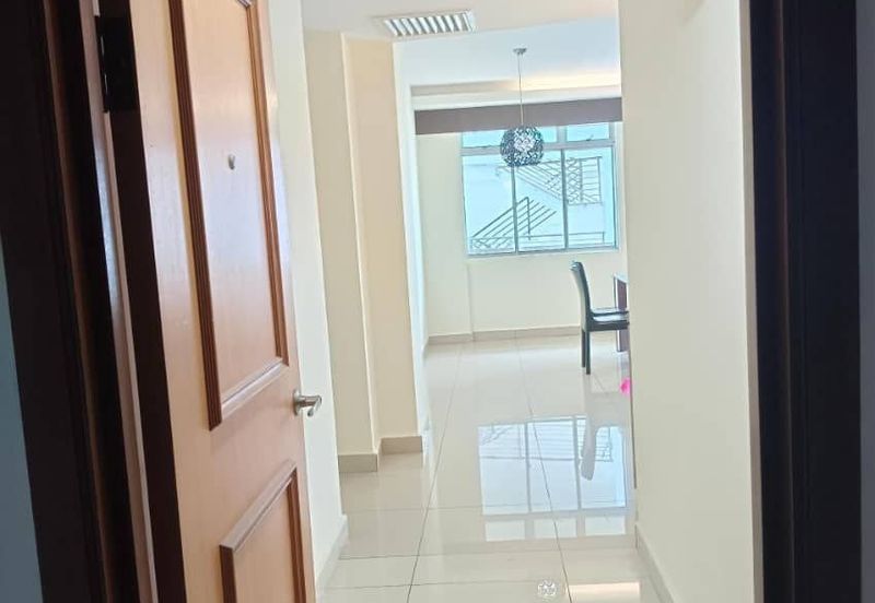 Sri Intan (Bandar Seri Alam)