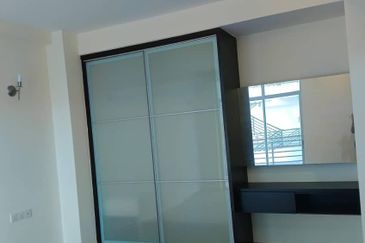 Sri Intan (Bandar Seri Alam)