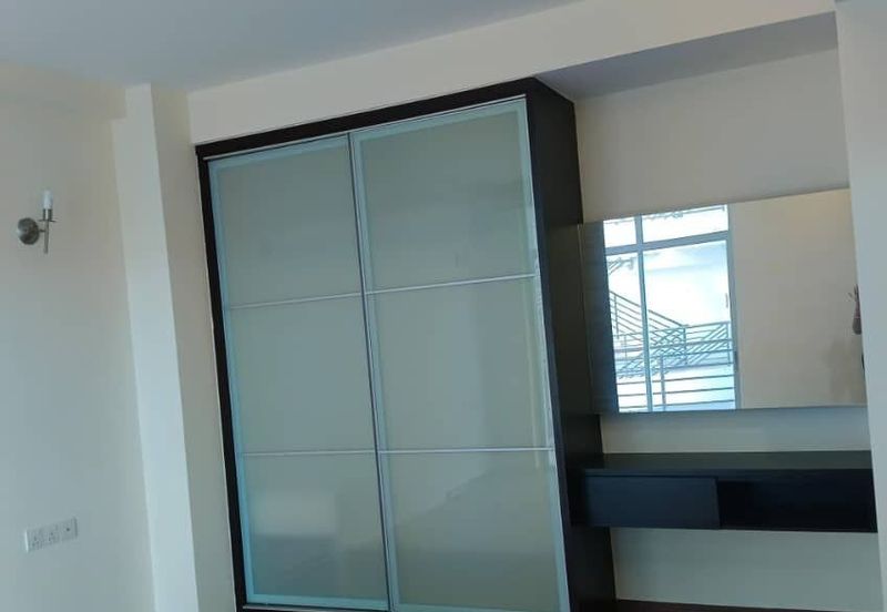 Sri Intan (Bandar Seri Alam)