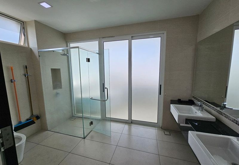 Isola Villa @ Senibong Cove