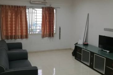 Bangunan Duta Impian (The Embassy Suites)