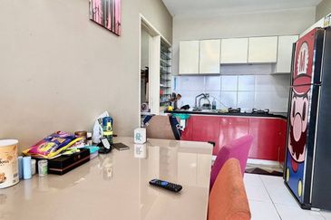 Seri Austin Luxury Apartment